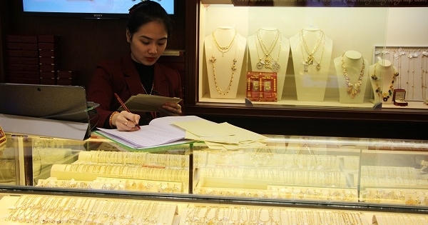 Giá vàng ngày 21/5: Tăng 50 nghìn đồng/lượng