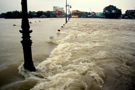 Thừa Thiên – Huế: Hiện tại nước lũ đang dâng cao…