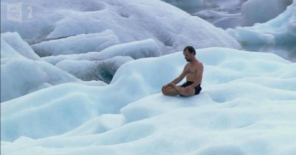 Người sắp chết cóng tự cởi bỏ áo quần, hành vi nghịch lý chưa có lời giải? Người sắp chết cóng tự cởi bỏ áo quần, hành vi nghịch lý chưa có lời giải?