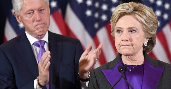 Vì sao đồng minh của bà Clinton phản đối kiểm lại phiếu bầu tổng thống?
