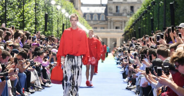 Thời trang Plus số 60: BST Thời trang nam Xuân Hè 2019 Louis Vuitton - Cuộc đối thoại cùng thế hệ trẻ