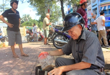 Nơi độc nhất ở Sài Gòn 20 năm chỉ dành cho... đàn ông