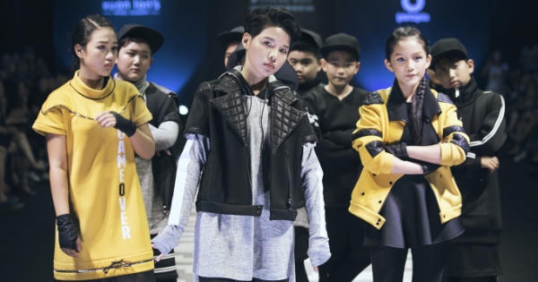 Vũ Cát Tường dù bị sốt vẫn toả sáng cùng 9 học trò The Voice Kids trên sàn diễn thời trang