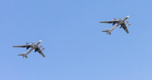 Máy bay ném bom của Nga xuất hiện gần Triều Tiên