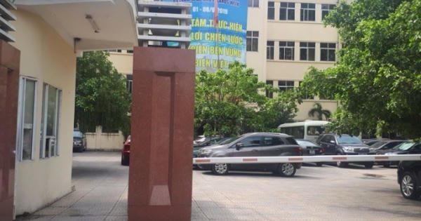 Di dời trụ sở 13 bộ, ngành: Sử dụng những khu “đất vàng” sao cho hiệu quả? Di dời trụ sở 13 bộ, ngành: Sử dụng những khu “đất vàng” sao cho hiệu quả?