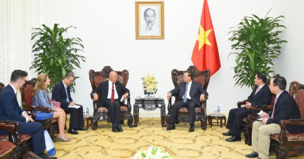 Thủ tướng Nguyễn Xuân Phúc tiếp Tổng giám đốc OFID