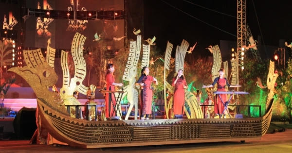 "Khám phá đất phương Nam" qua lễ Khai mạc Năm Du lịch quốc gia 2016