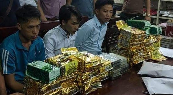 Từ Bắc Kạn vào Nghệ An vận chuyển lô “hàng trắng” siêu khủng