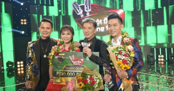 Đàm Vĩnh Hưng đưa học trò từng bị Ngọc Sơn loại thành quán quân Đàm Vĩnh Hưng đưa học trò từng bị Ngọc Sơn loại thành quán quân