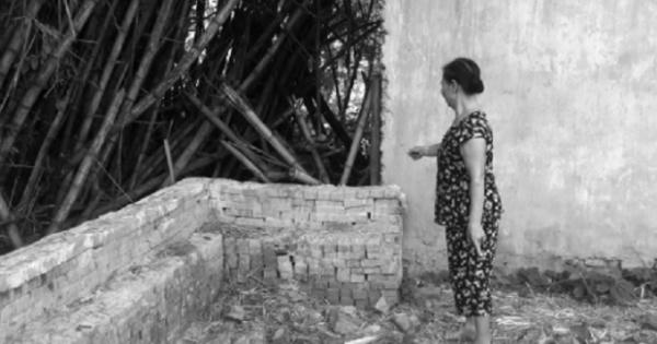 Loạn mốc giới, mương thoát nước bị xóa sổ