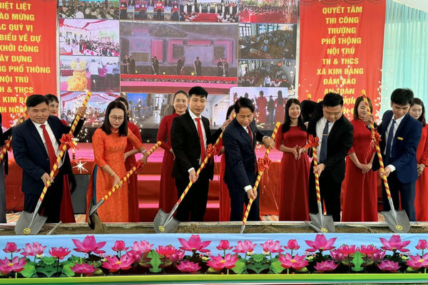 Khởi công 11 trường phổ thông nội trú liên cấp vùng biên tại Nghệ An