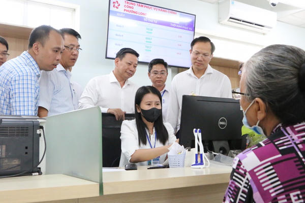 Tây Ninh: 99,72% hồ sơ thủ tục hành chính được giải quyết đúng hạn Tây Ninh: 99,72% hồ sơ thủ tục hành chính được giải quyết đúng hạn