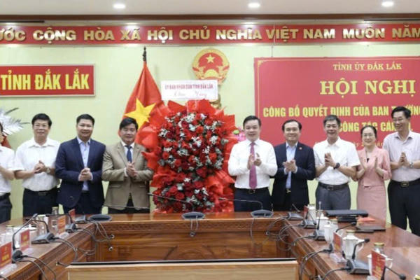 Đắk Lắk: Kiện toàn nhân sự chủ chốt, ông Đỗ Hữu Huy giữ chức Bí thư Đảng ủy UBND tỉnh