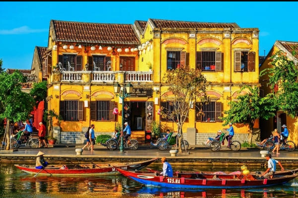 Du khách Việt dẫn đầu châu Á về xu hướng ứng dụng AI trong du lịch