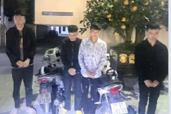 Giả danh "Tổ công tác 373" cưỡng đoạt tài sản trong đêm Giả danh "Tổ công tác 373" cưỡng đoạt tài sản trong đêm