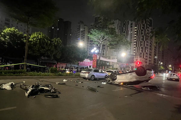 Công an Hà Nội tạm giữ hình sự tài xế gây tai nạn liên hoàn trên phố Trung Kính
