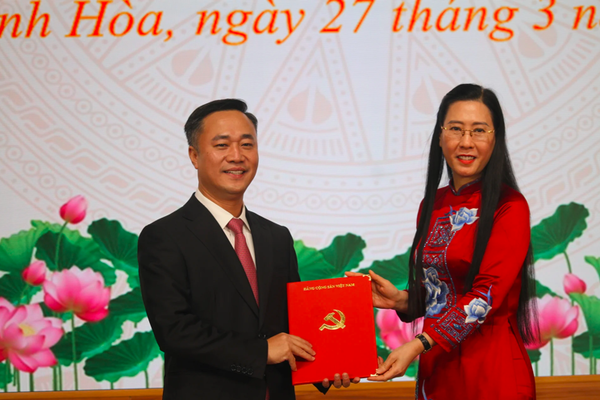 Thứ trưởng Bộ Xây dựng Nguyễn Việt Hùng giữ chức Phó Bí thư Tỉnh ủy Khánh Hòa
