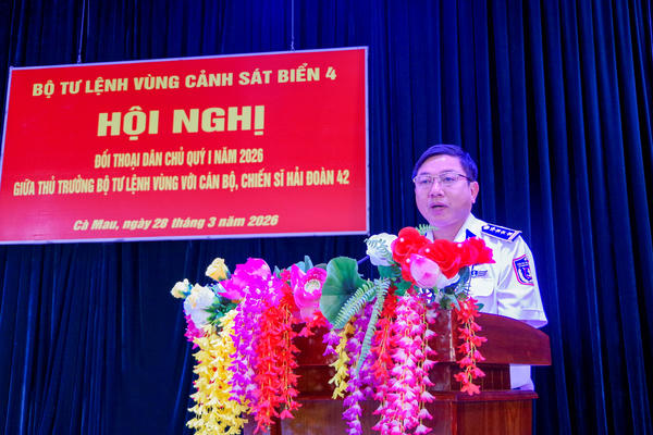 BTL Vùng Cảnh sát biển 4 kiểm tra toàn diện các mặt công tác sau tháng đầu huấn luyện tại Hải đoàn 42
