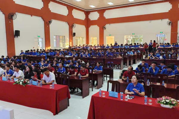 TP Hồ Chí Minh: Tư vấn pháp lý cho hơn 300 đoàn viên, thanh niên TP Hồ Chí Minh: Tư vấn pháp lý cho hơn 300 đoàn viên, thanh niên