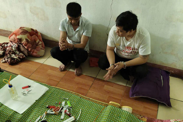 Bắt giữ nhóm đối tượng có hành vi mua bán và tổ chức sử dụng trái phép chất ma túy