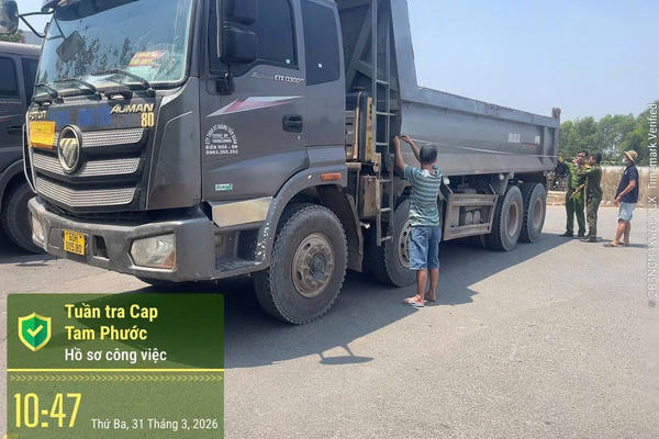 Công an phường Tam Phước tổng rà soát phương tiện tải trọng lớn, phục vụ đồng bộ dữ liệu quốc gia
