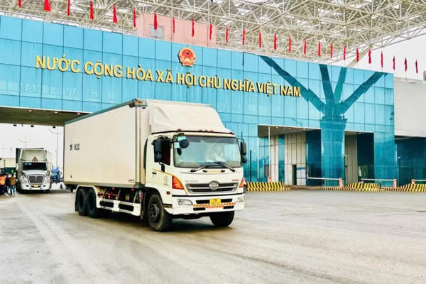 Thu nội địa, xuất nhập khẩu cùng bứt phá, Quảng Ninh hướng mốc 100.000 tỷ đồng