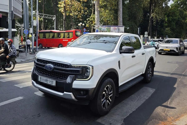 Hà Nội đề xuất "cởi trói" cho xe bán tải: Sẽ được lưu thông tự do như ô tô con?