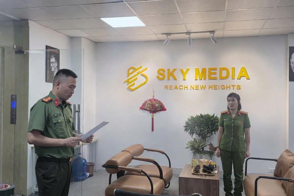 Triệt phá ổ nhóm lừa đảo tại Công ty Sky Media
Triệt phá ổ nhóm lừa đảo tại Công ty Sky Media