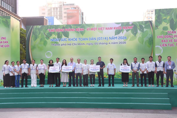 TP HCM đồng loạt khám và tầm soát bệnh lý miễn phí cho người dân ở 64 phường, xã