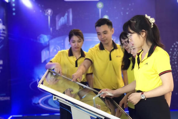 Rào cản lớn nhất khiến thanh niên chưa mạnh dạn đổi mới sáng tạo? Rào cản lớn nhất khiến thanh niên chưa mạnh dạn đổi mới sáng tạo?