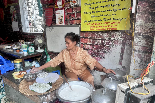 Làng nghề bánh cuốn Thanh Trì: Gìn giữ “hồn” di sản giữa lòng phố thị Làng nghề bánh cuốn Thanh Trì: Gìn giữ “hồn” di sản giữa lòng phố thị