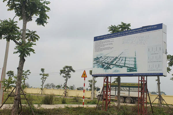 Giao đất rồi, bao giờ người dân Dị Nậu mới được trở lại làm nghề