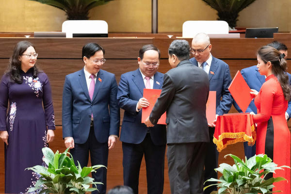 Ông Quản Minh Cường làm Trưởng Đoàn ĐBQH khóa XVI tỉnh Quảng Ninh Ông Quản Minh Cường làm Trưởng Đoàn ĐBQH khóa XVI tỉnh Quảng Ninh