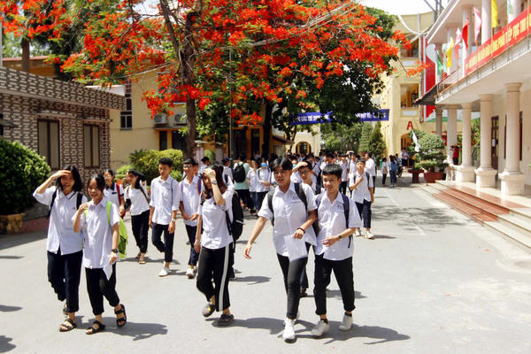 Chủ động ứng phó nắng nóng kéo dài, ngành giáo dục TP HCM khuyến nghị điều chỉnh lịch học Chủ động ứng phó nắng nóng kéo dài, ngành giáo dục TP HCM khuyến nghị điều chỉnh lịch học