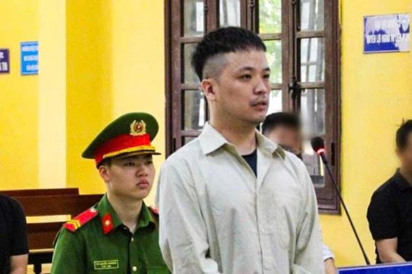 Tiktoker Lê Việt Hùng lĩnh 7 năm 6 tháng tù vì cưỡng đoạt tài sản