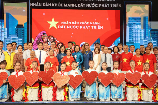 Xây dựng một Việt Nam hùng cường trên nền tảng một dân tộc khỏe mạnh