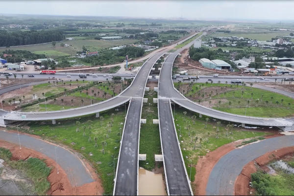 Đồng Nai mở rộng không gian phát triển bằng cơ chế mới