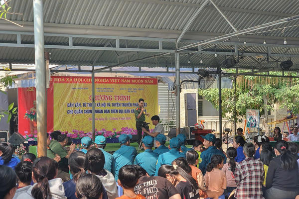 Lan tỏa nghĩa tình từ cơ sở, gắn dân vận với tuyên truyền pháp luật tại Đắk Lua