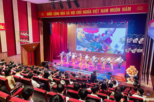 Ấm áp Tết Bunpimay 2026 tại Trường Đại học Hạ Long