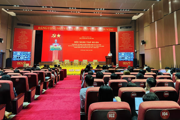 Nâng cao trách nhiệm chính trị trong từng tác phẩm chính luận