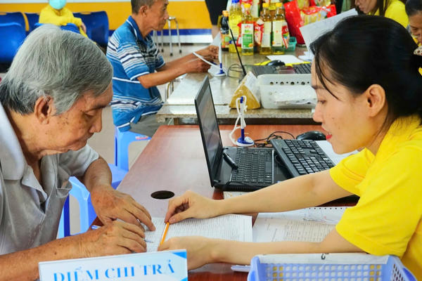 Đề xuất mức sàn lương hưu 3,8 triệu đồng cho người nghỉ hưu trước năm 1995