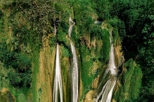 Cấm đưa khách vào thác nước 'bí mật' mới nổi gần đây ở Tuyên Quang