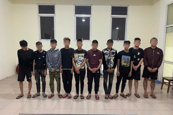 Khởi tố nhóm đối tượng dùng xe mô tô kèm hung khí hỗn chiến khiến 3 người thương vong