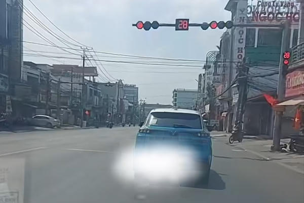 Đồng Nai: Vượt đèn đỏ trên quốc lộ 1A tài xế bị phạt 19 triệu đồng