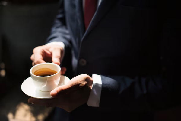 Nước lặng – lòng yên