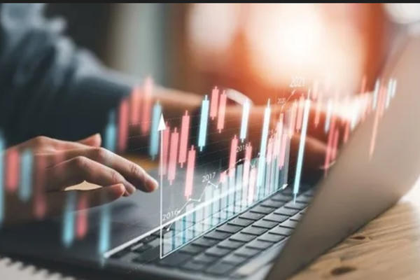 Cảnh báo rủi ro từ các nhóm tư vấn chứng khoán không được cấp phép