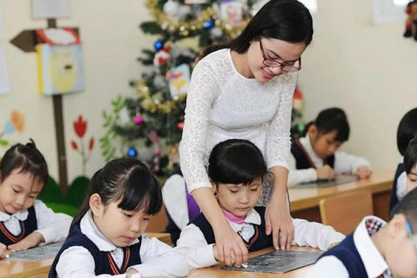 Quy định mới về xếp lương giáo viên Tiểu học