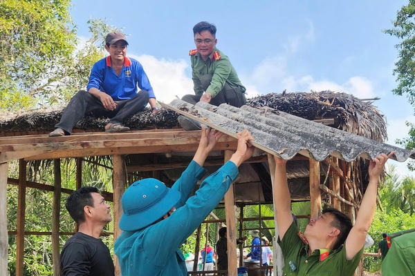 Cà Mau: Tăng tốc xây dựng mái ấm nghĩa tình trong tháng Tư lịch sử