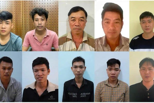 10 bị can ở Đồng Tháp bị đề nghị truy tố vì mua bán, tàng trữ súng trái phép