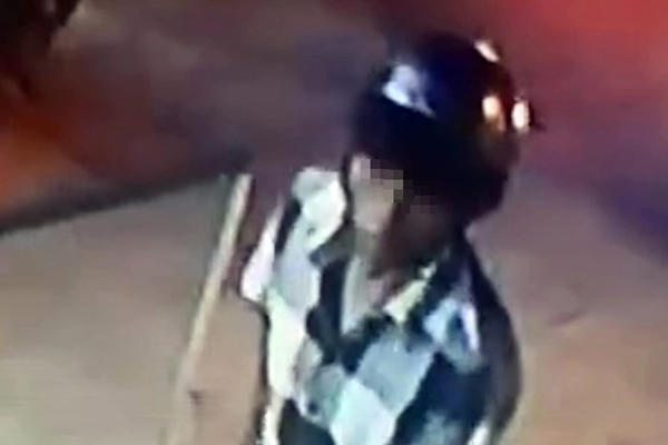 Công an truy tìm người đàn ông nghi lấy 128 triệu đồng bỏ quên ở cây ATM